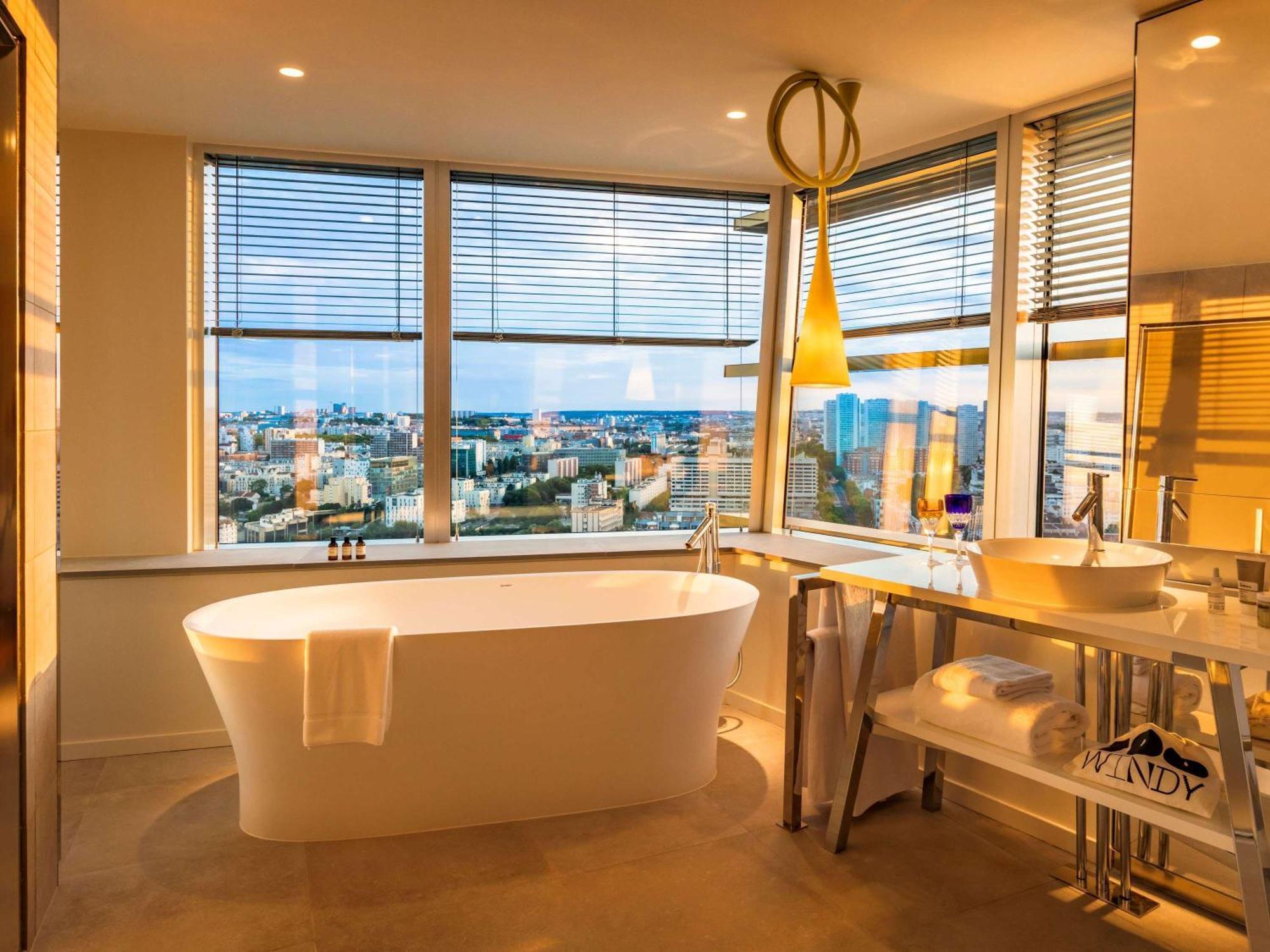 Too Hotel & Spa Paris - Mgallery Collection Bagian luar foto